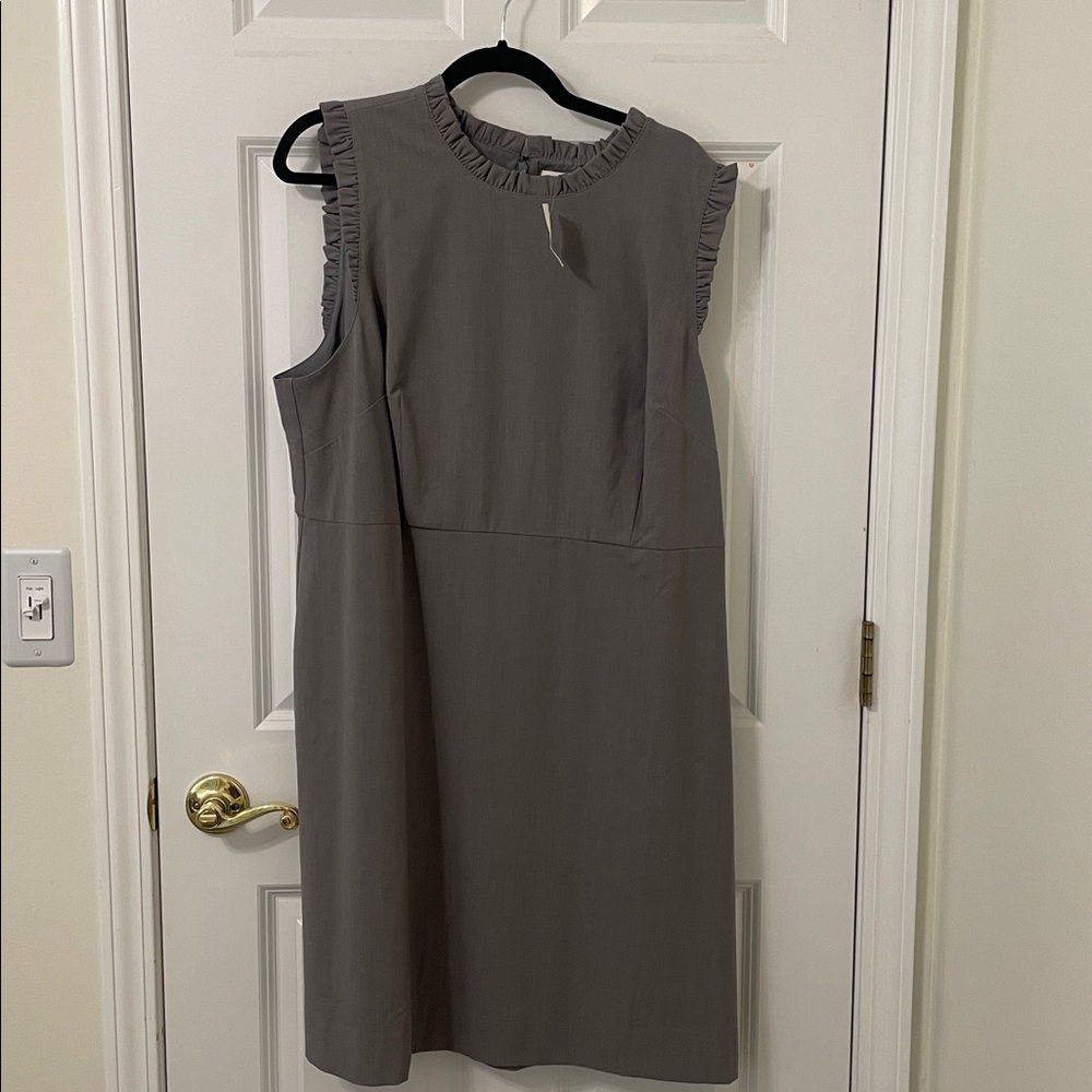 J. Crew Ruffleneck Suiting Dress Grey 20 - Picture 4 of 4
